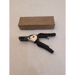 Vintage Sargent & Co. B Connector Presser AT-8197 In Original Box